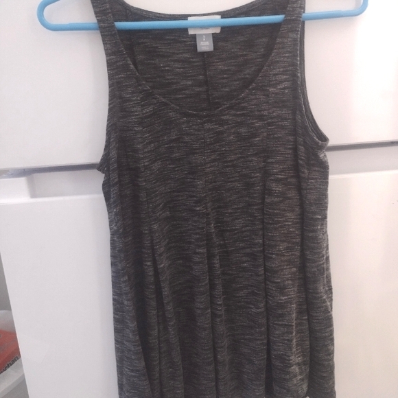 Women or junior Old Navy tank top size SP - Picture 4 of 13